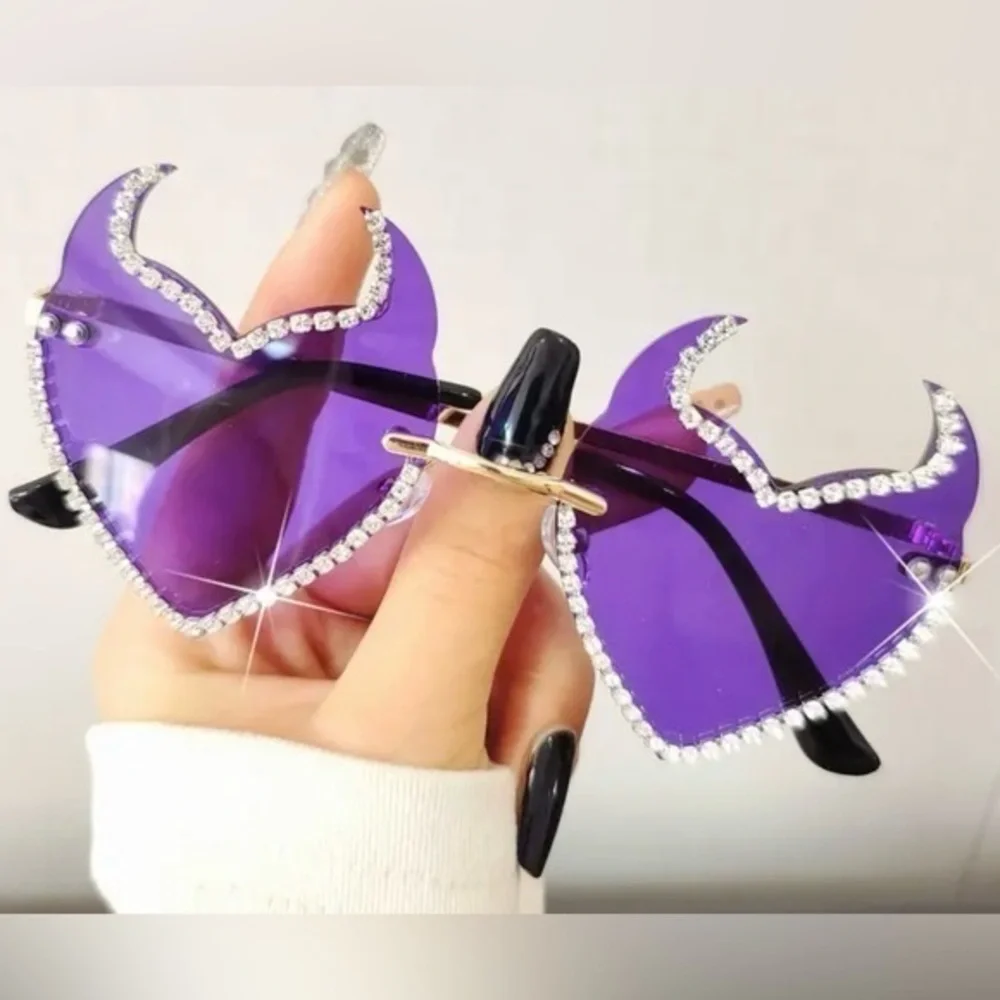 Hot Devil Sunglasses NWT